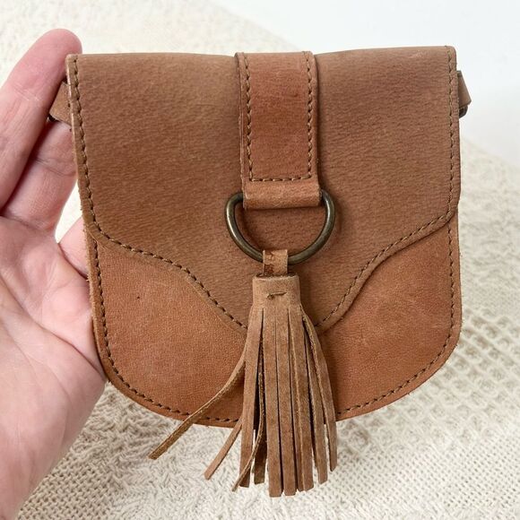 H&M L.O.G.G. Tan Leather Mini Crossbody Bag Minimalist Purse Concert Festival - Picture 4 of 9